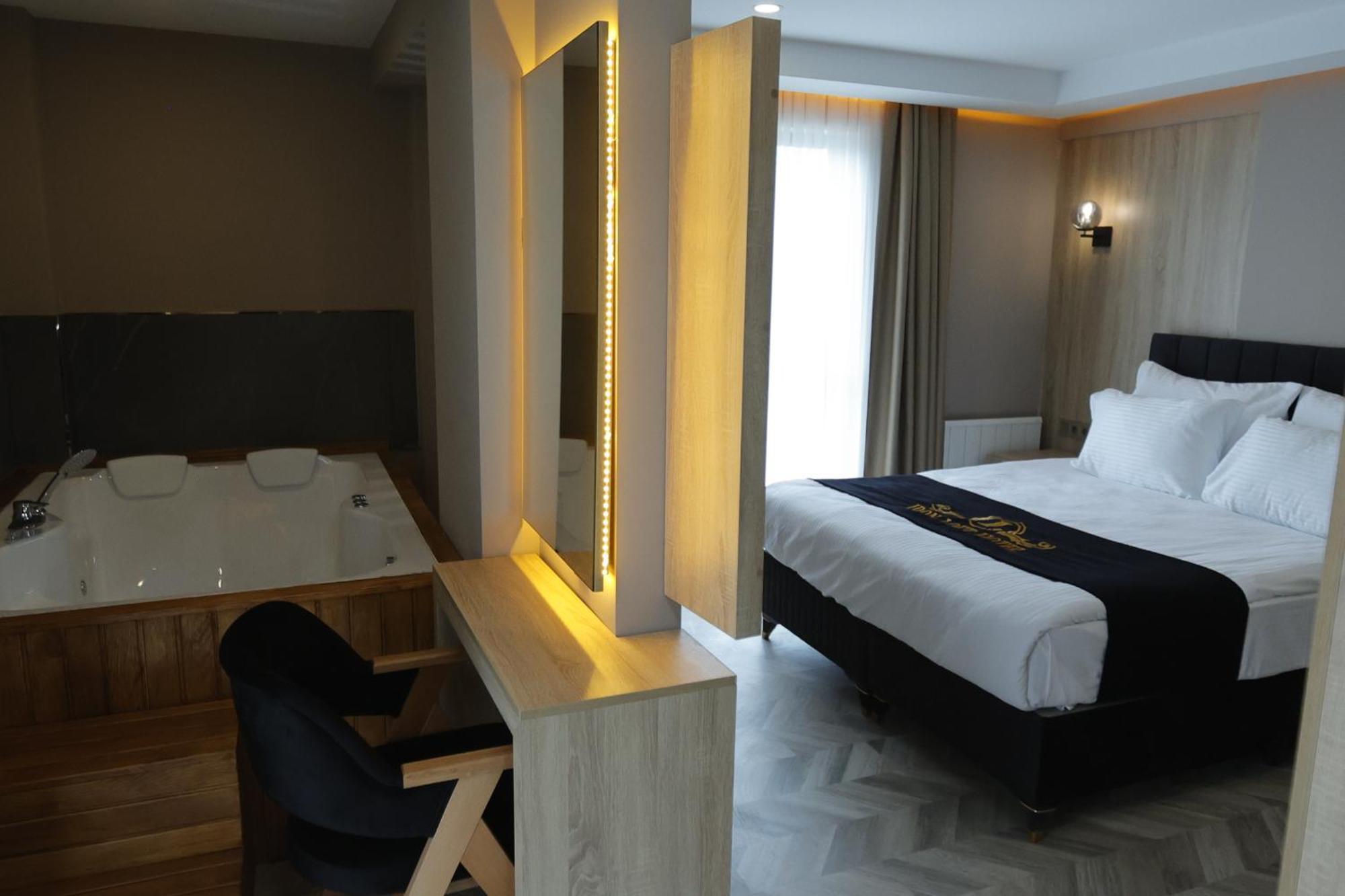 Iron Loft Hotel ウスパルタ エクステリア 写真