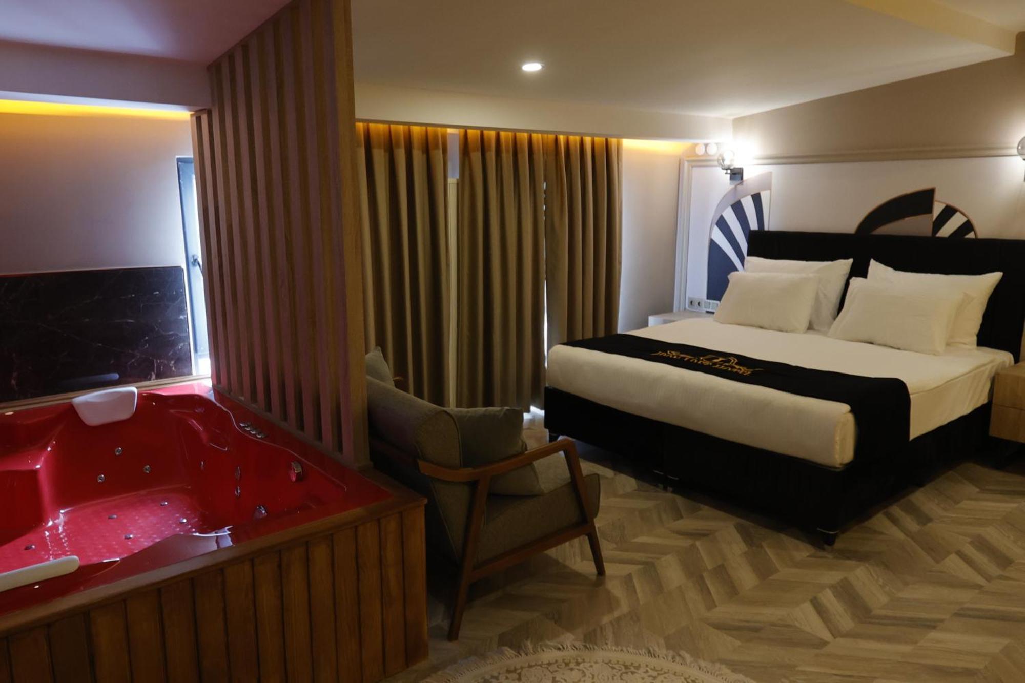 Iron Loft Hotel ウスパルタ エクステリア 写真