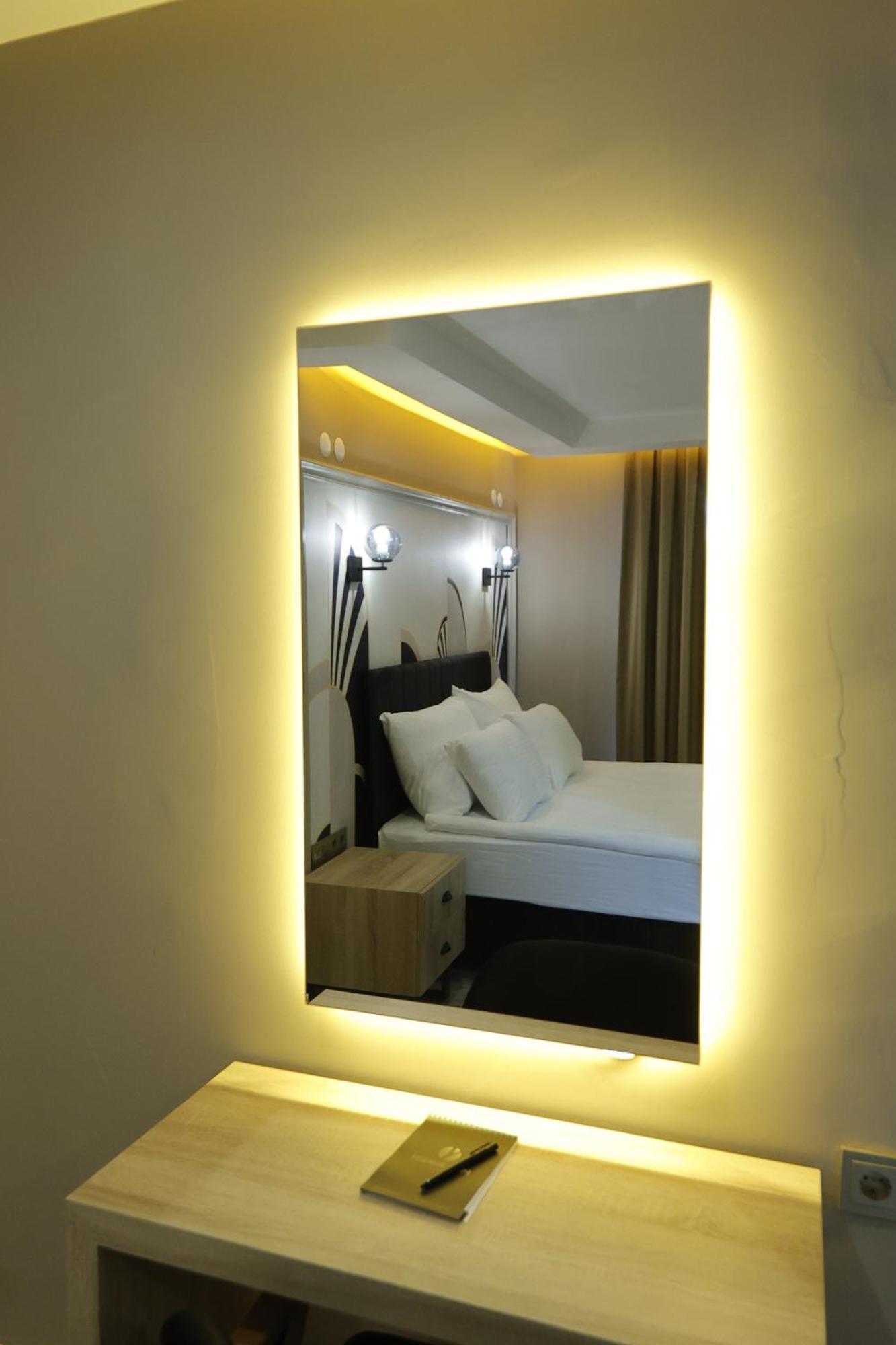Iron Loft Hotel ウスパルタ エクステリア 写真