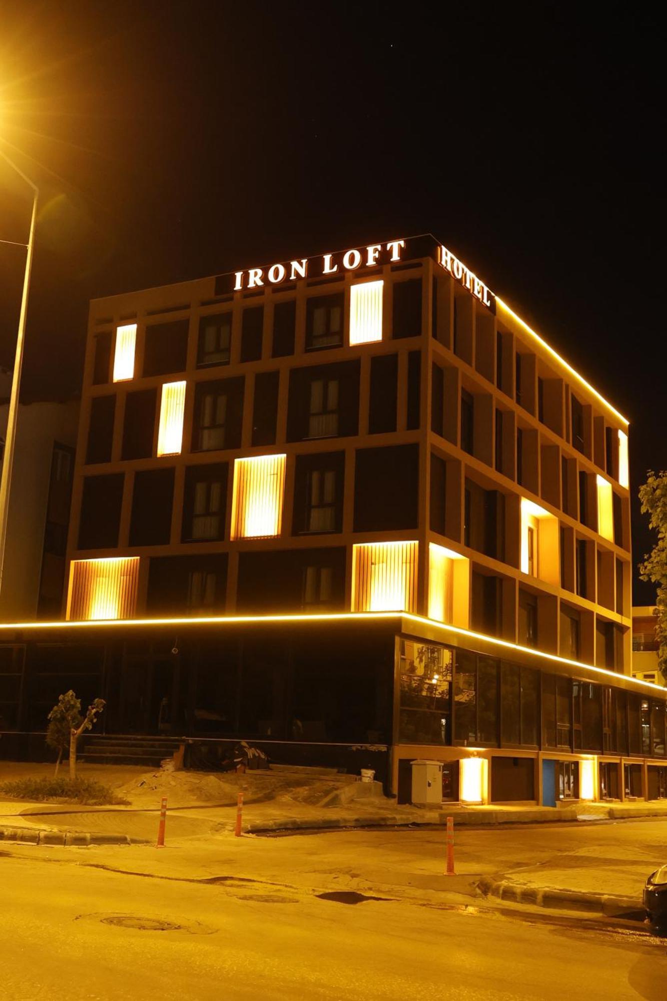 Iron Loft Hotel ウスパルタ エクステリア 写真